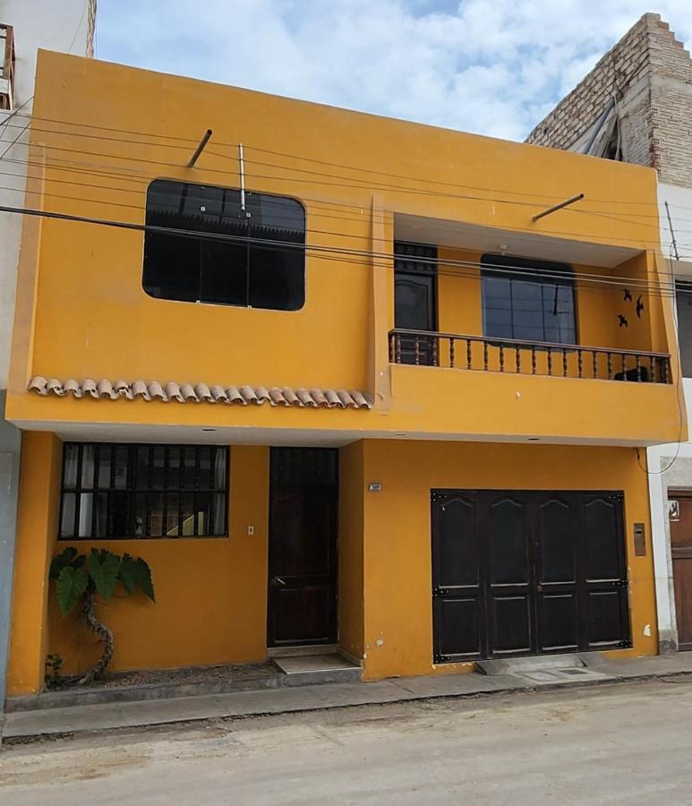 Yellow House Уанчако Екстер'єр фото
